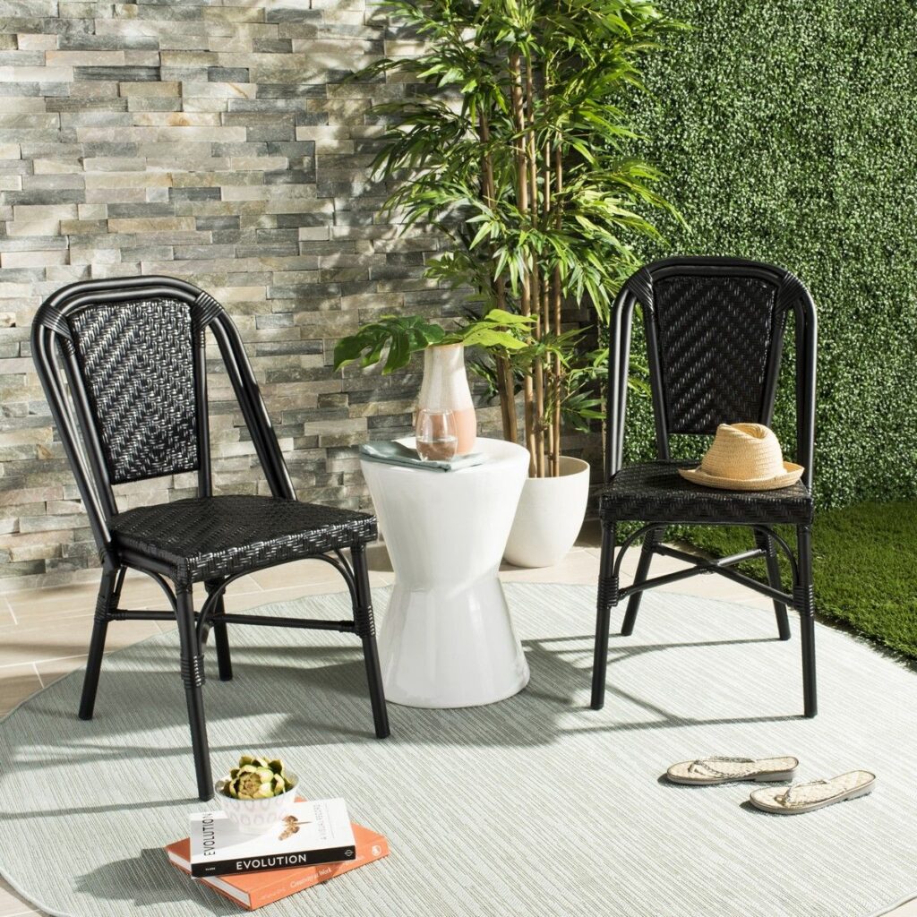 Contemporary stacking side chair